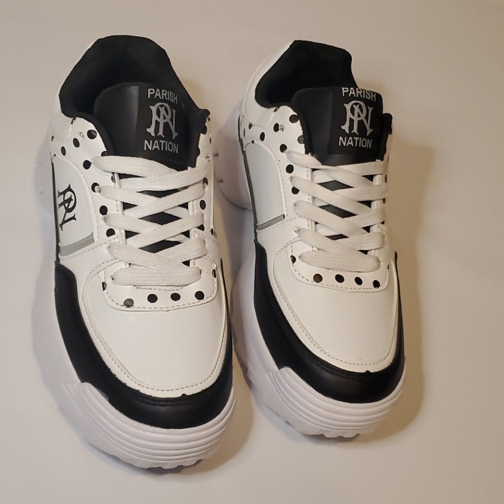 Shoes - Picture 2 of 3